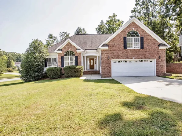 101 Maple Glen Ln, Holly Springs, NC 27540