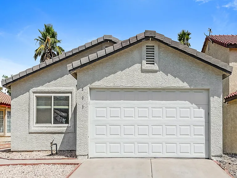 603 Jackson Dr — Photo 1