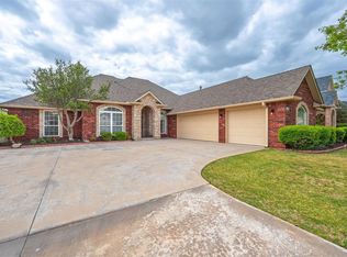 15805 Himalaya Rdg, Edmond, OK 73013
