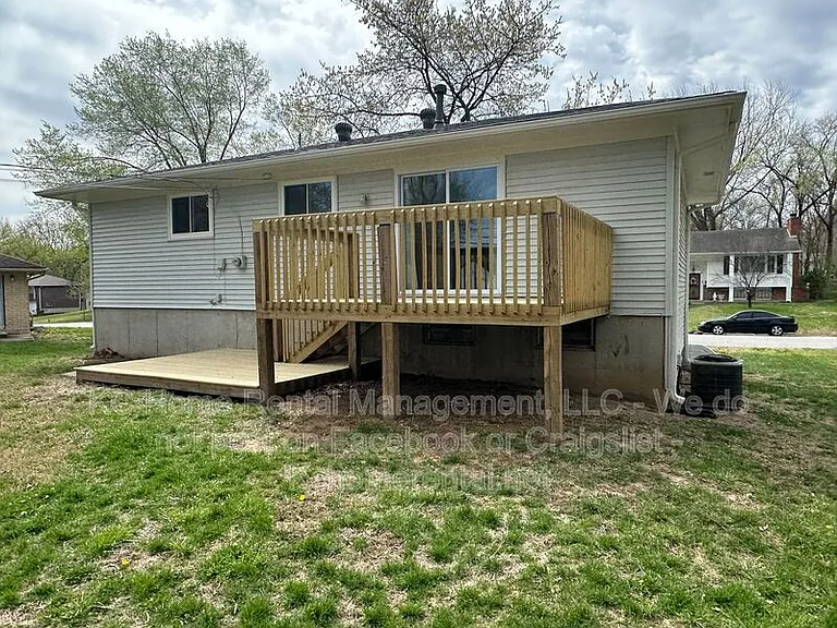 5012 Powell Ave — Photo 42