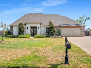 6112 Marthas Dr, Alexandria, LA 71303