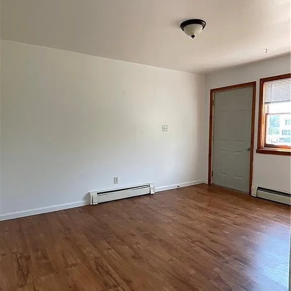 58 Duke St #58 — Photo 10