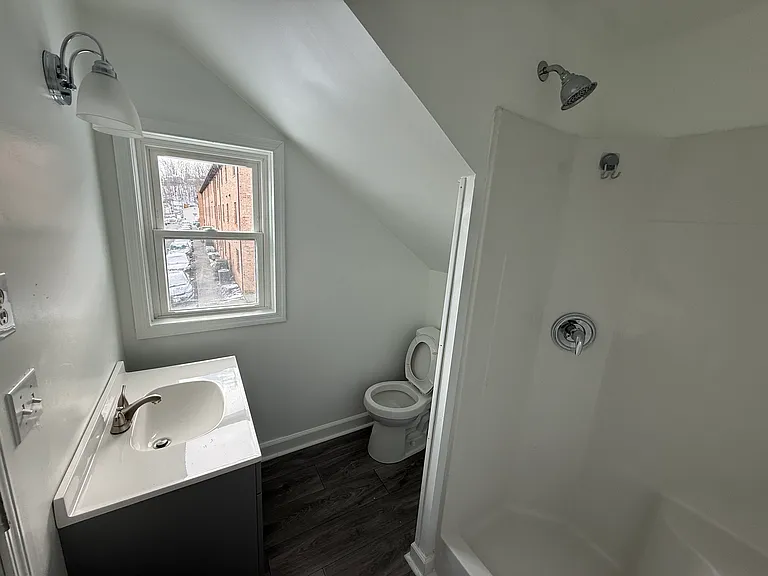 615 Calhoun St — Photo 11