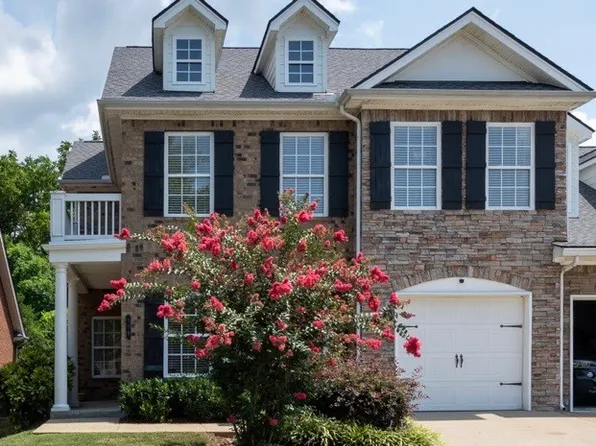 809 Barrington Place Dr, Brentwood, TN 37027