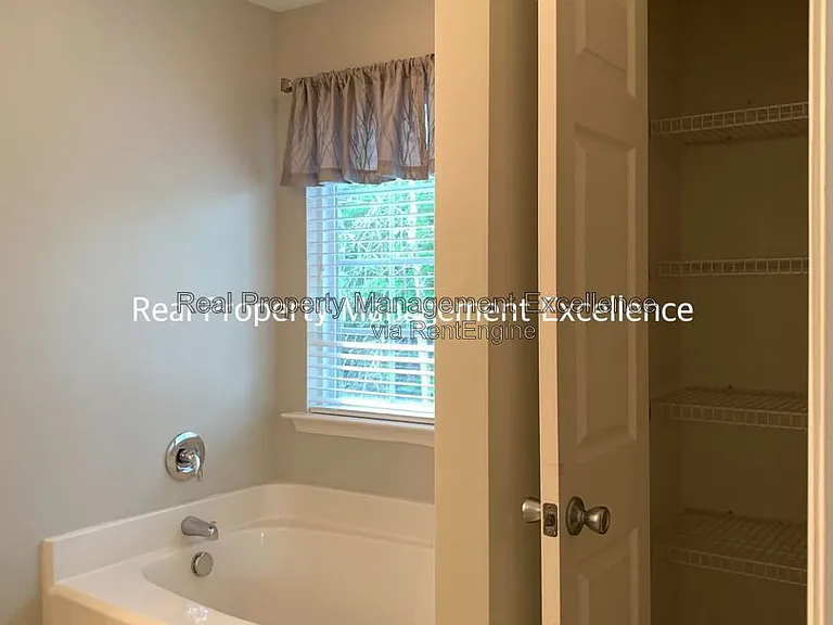 3214 Geary Trl — Photo 14