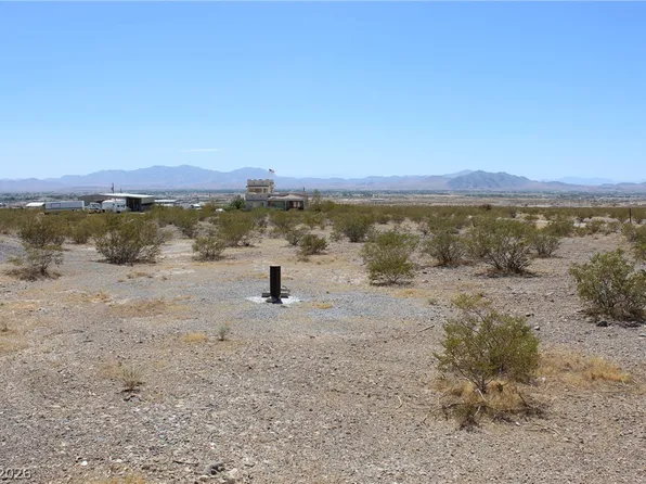 2401 E Lynn Way, Pahrump, NV 89060
