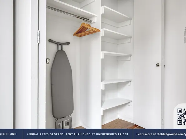 180 Riverside Boulevard image 18 of 31