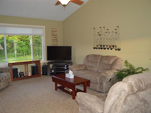 4th image of 4338 Harr Dr