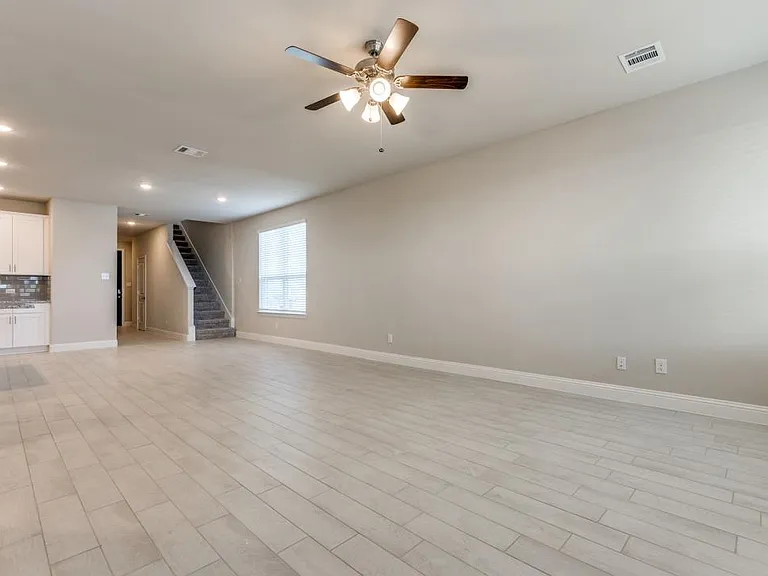 730 Rain Barrel Pl — Photo 4