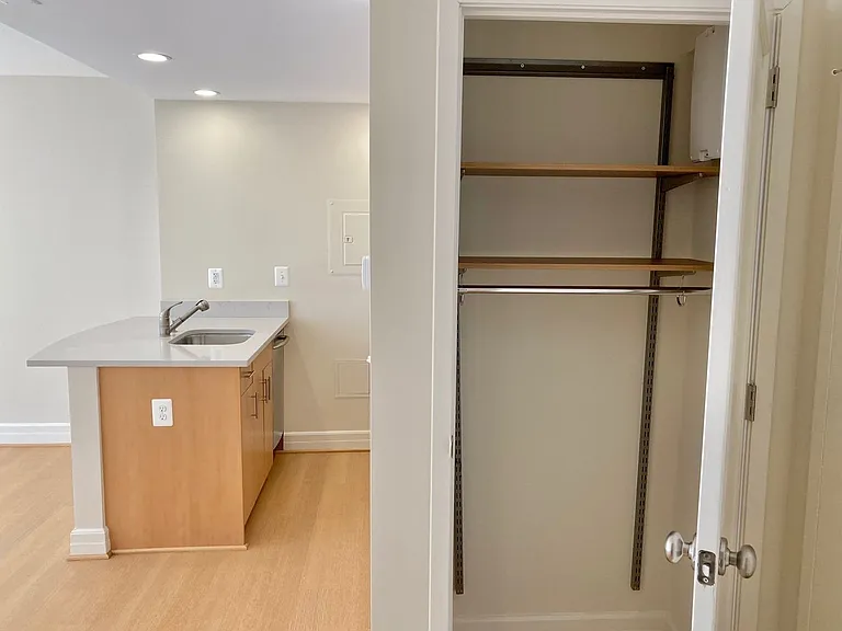 1255 New Hampshire Ave NW — Photo 75