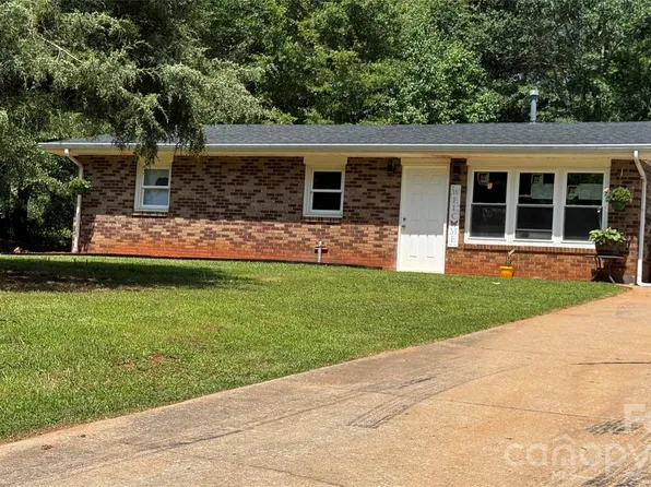 143 Mountainview St, Forest City, NC 28043