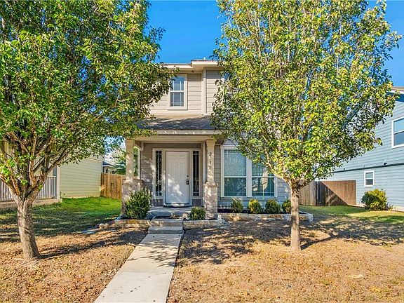 2nd image of 2310 Melissa Oaks Ln