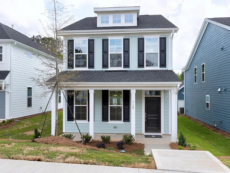 712 Georgias Landing Pkwy — Photo 1