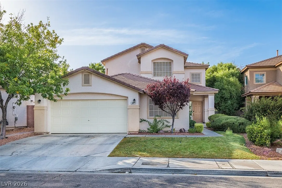 4 bed, 3.0 bath, 2358 sqft, $3,200 — Photo 1