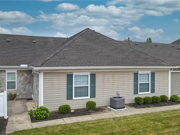 8198 Cyrus Ln, Northfield, OH 44067