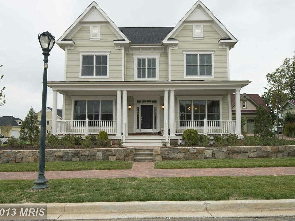 1st image of 7 Bullard Cir
