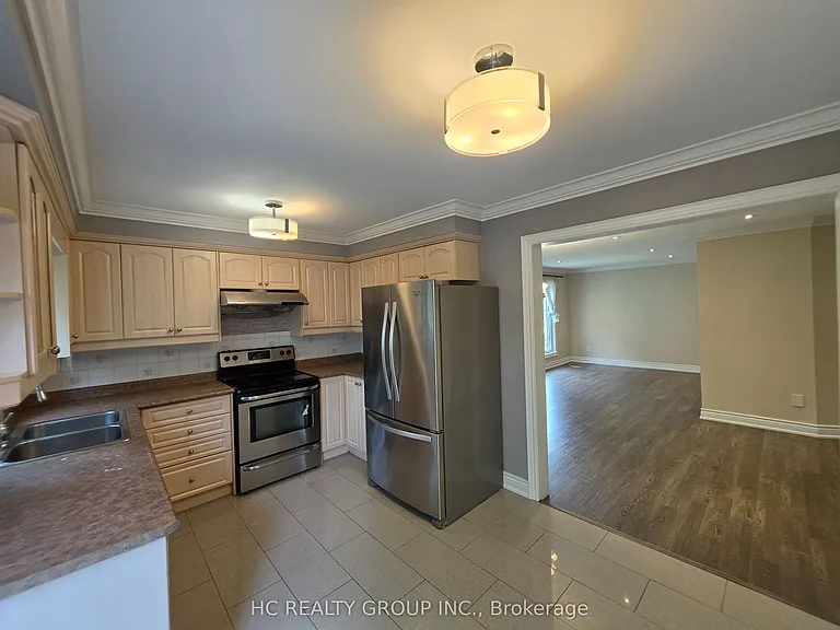 40 Stargell Cres — Photo 9