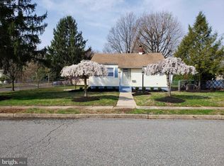 611 Lee Ave, Beverly, NJ 08010