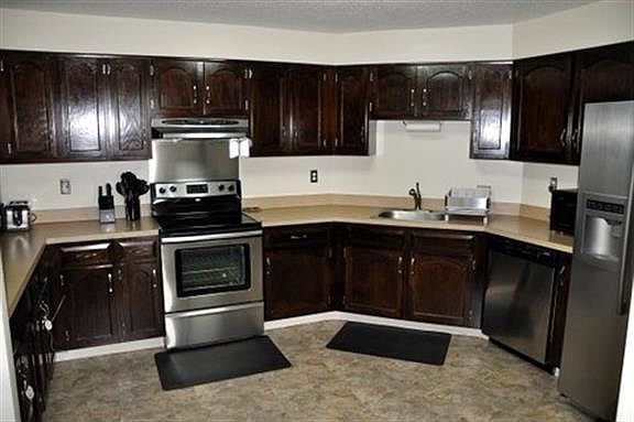 4th image of 1410 Harmon Cove Tower #1410