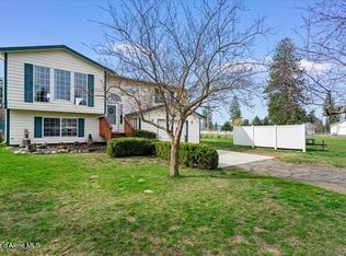 1256 E White Cloud Rd, Athol, ID 83801