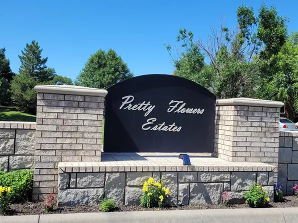 18 E Pretty Flowers St #C, Garden Plain, KS 67050