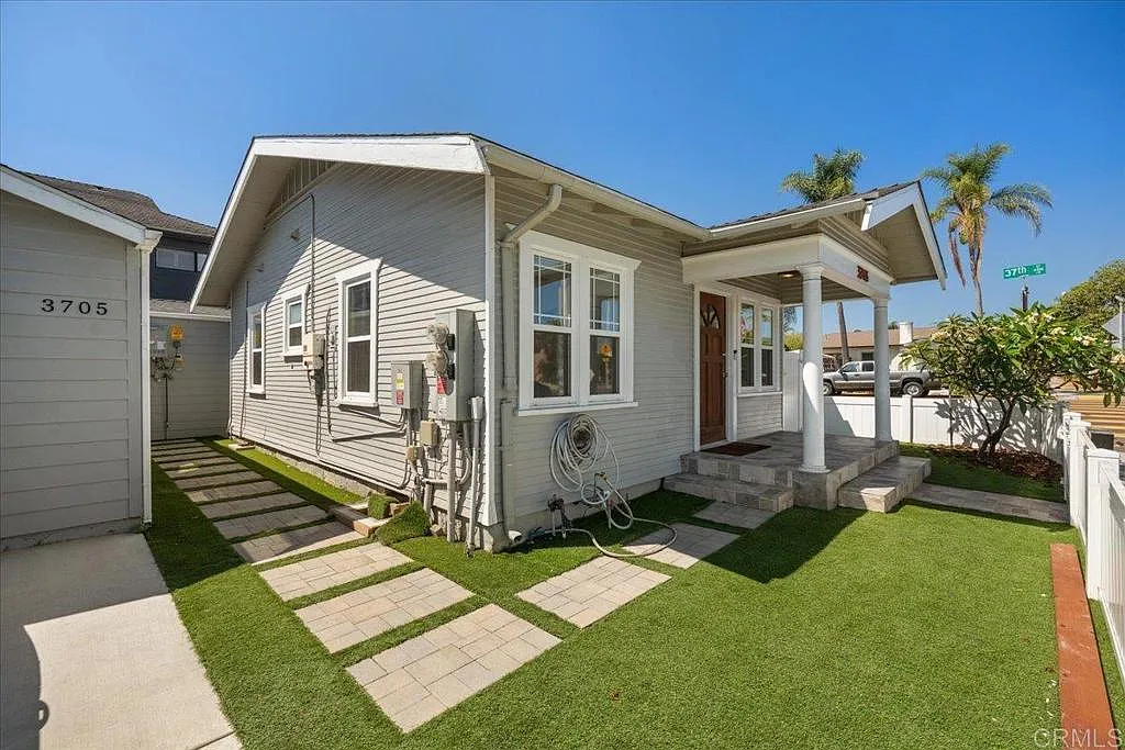 2 bed, 1.0 bath, 565 sqft, $3,500 — Photo 2