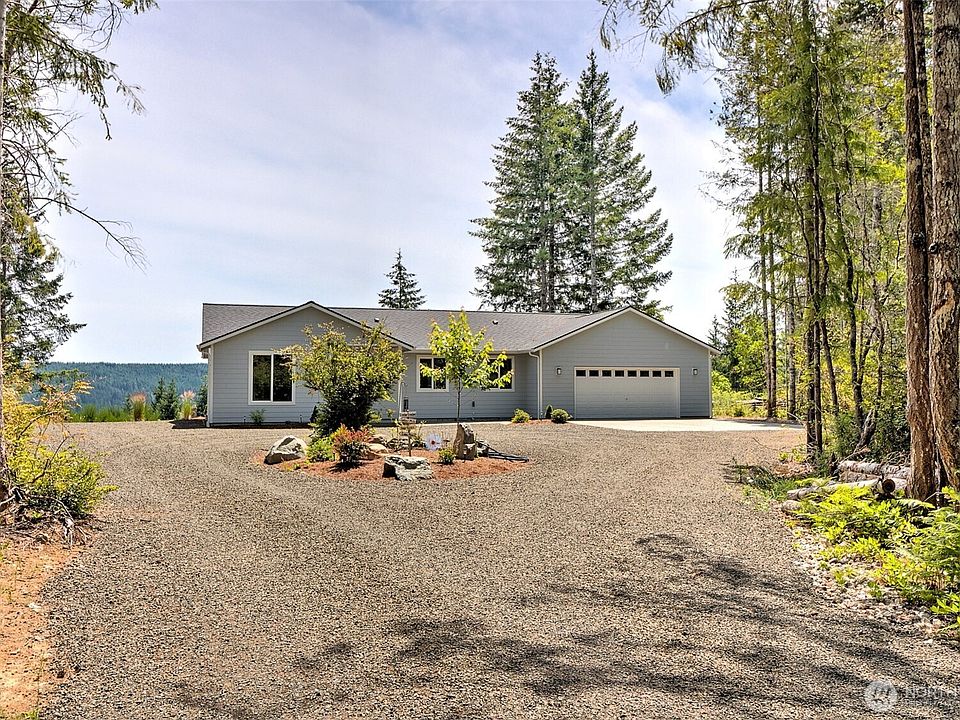 1st image of 361 NE Southridge Drive