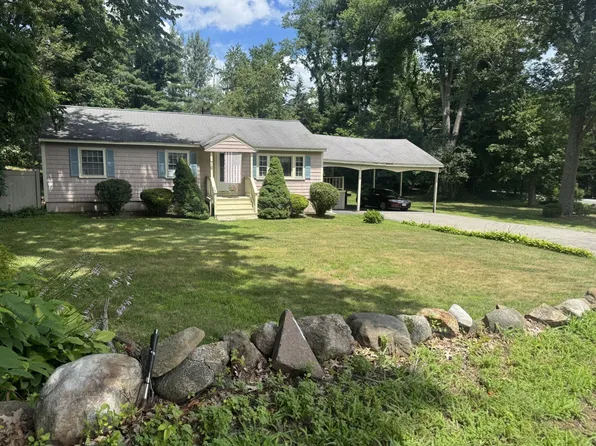 76 Andover Rd, Billerica, MA 01821