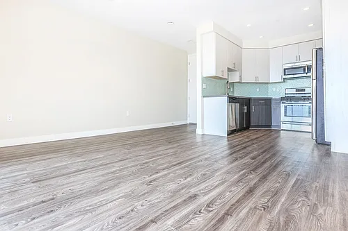Floor plan 502