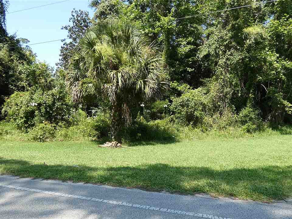 1st image of Port Leon Dr