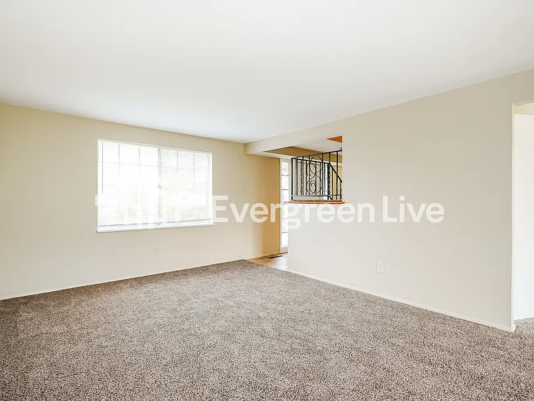 1449 Marty Dr — Photo 3