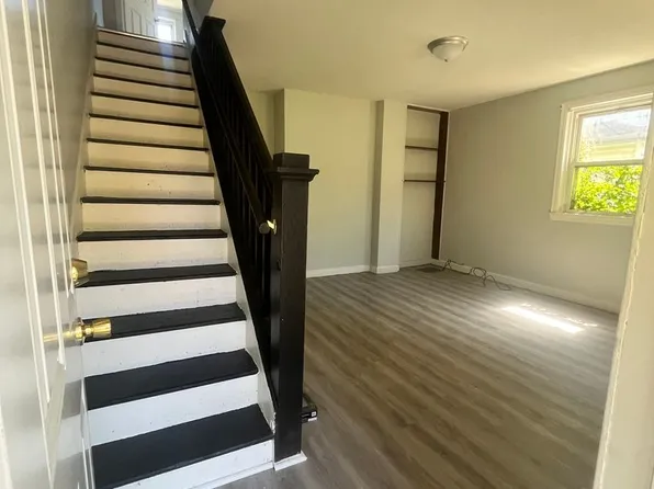 404 Lowell St, Vandergrift, PA 15690