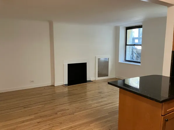 113 Sullivan Street image 1 of 15