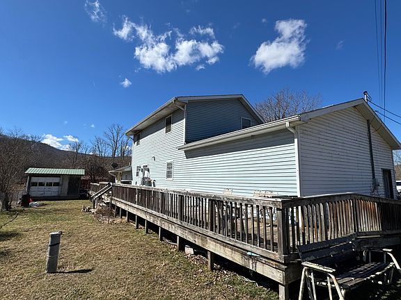 4th image of 445 Tommy Hall Rd