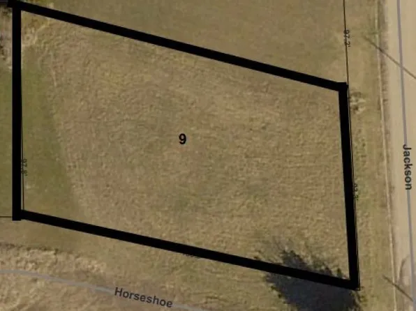 E Jackson St, Clarksville, TX 75426