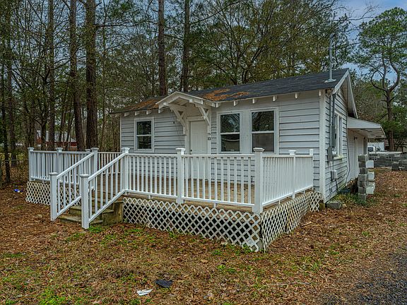 5th image of 99 Swanson Dr #A & B