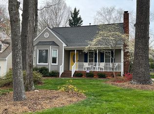 1808 Bull Run Ct, Greensboro, NC 27407