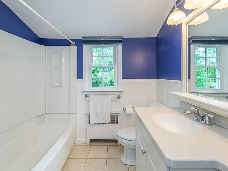 12 Yorke Rd — Photo 19