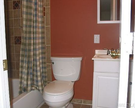 3rd image of 10 Ficus St