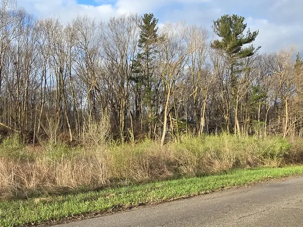 1083 N Wayne St, Gary, IN 46403