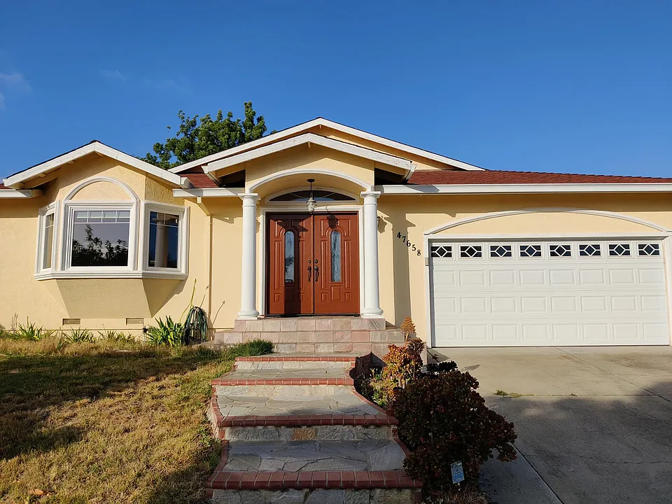 47658 Zunic Dr