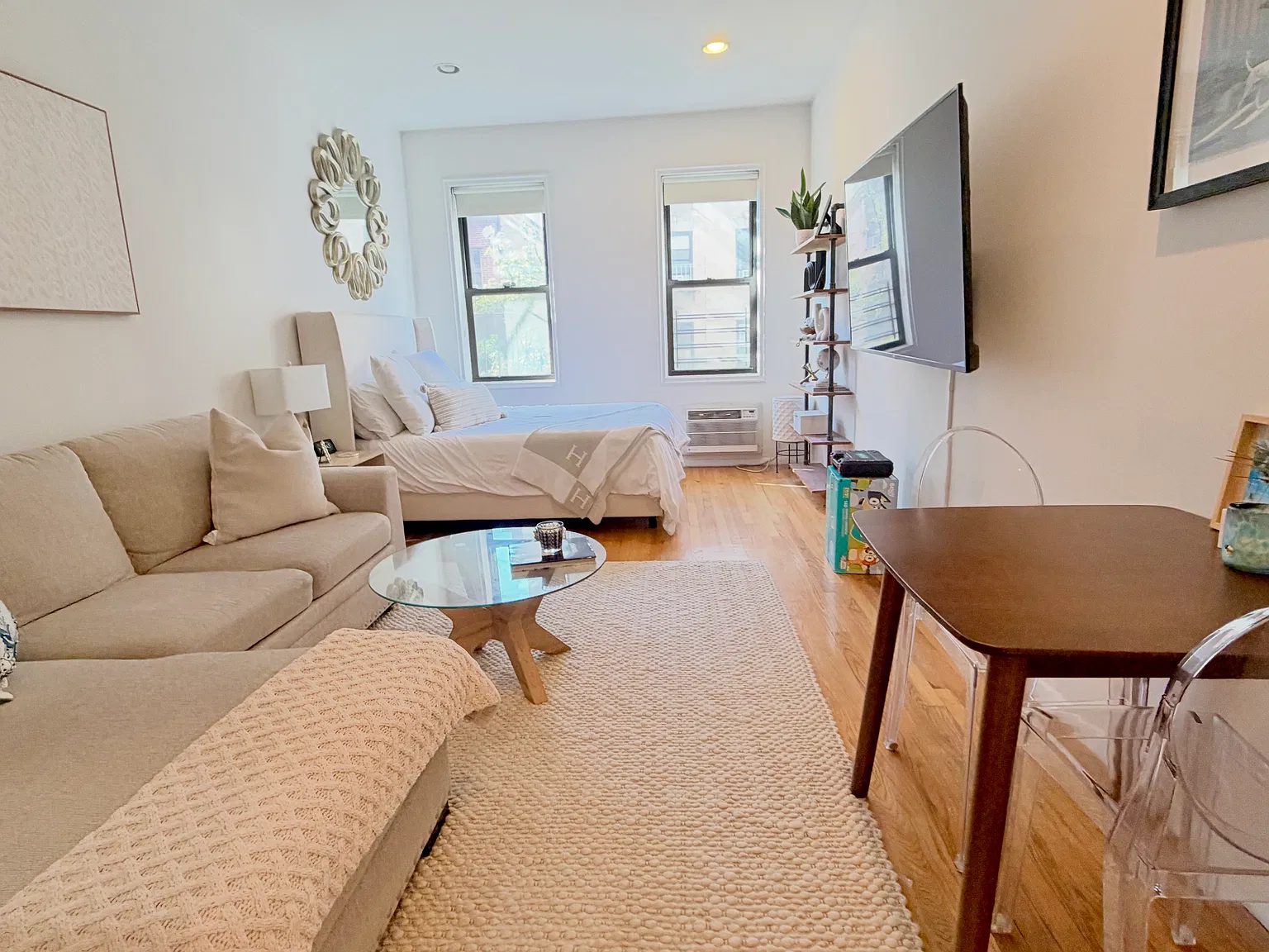 321 East 66th Street — Photo 3