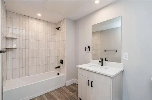 201 Randolph Ave #104 — Photo 5