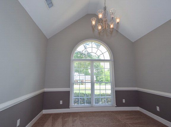 5th image of 20 Lee Road 2076