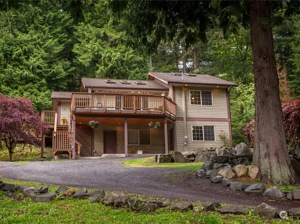 2909 Cedar Avenue, Lummi Island, WA 98262