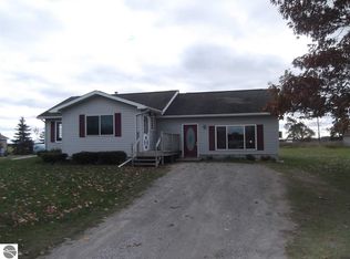 5923 Curtis Rd, Hale, MI 48739