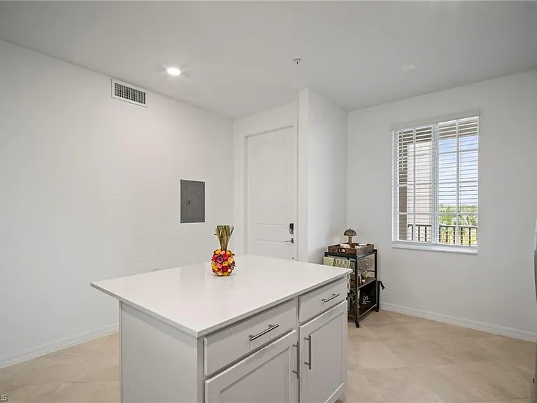 15285 Green Acres Ave #434 — Photo 5