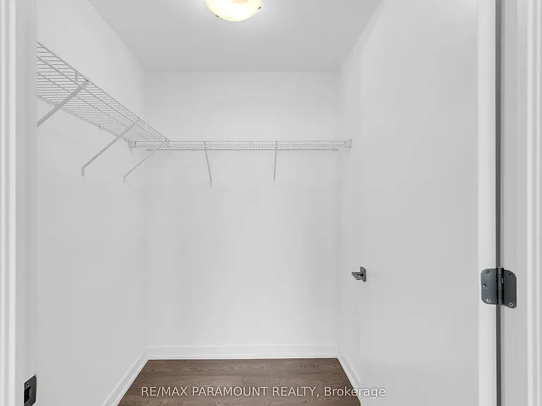 284 King St E #3104 — Photo 22