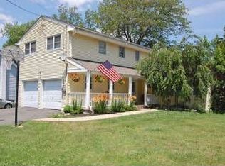 139 Lake Dr, Stanhope, NJ 07874
