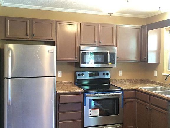 2nd image of 2855 Northview Dr